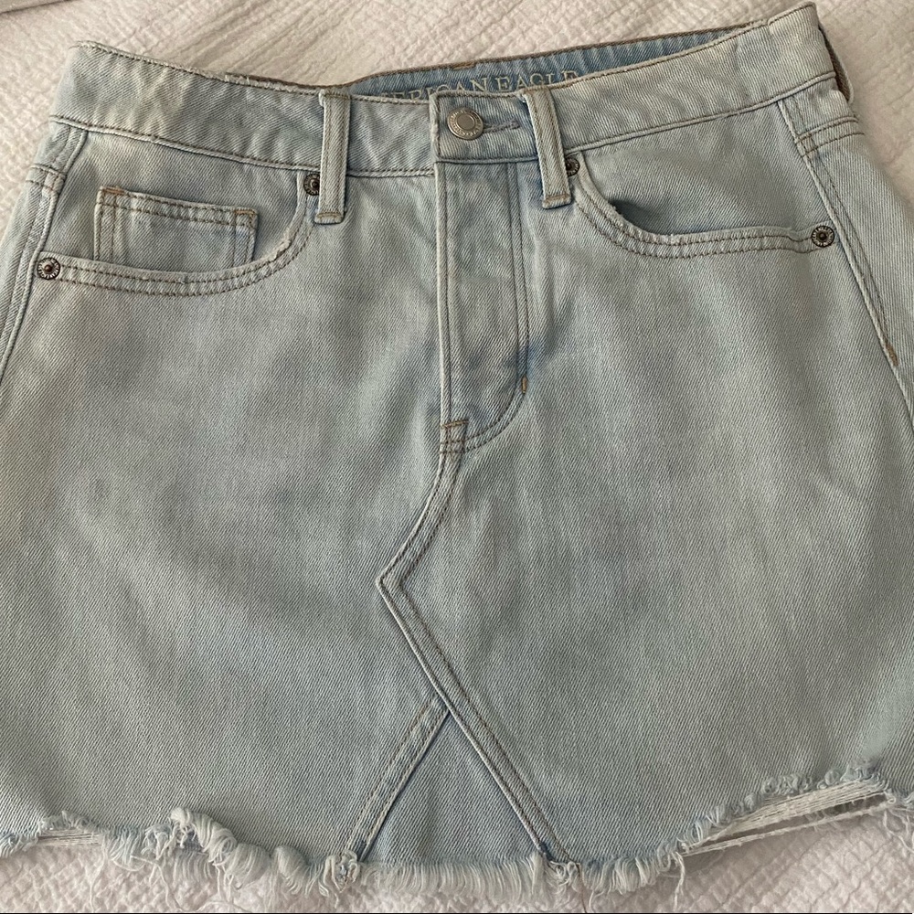 American Eagle Light denim skirt